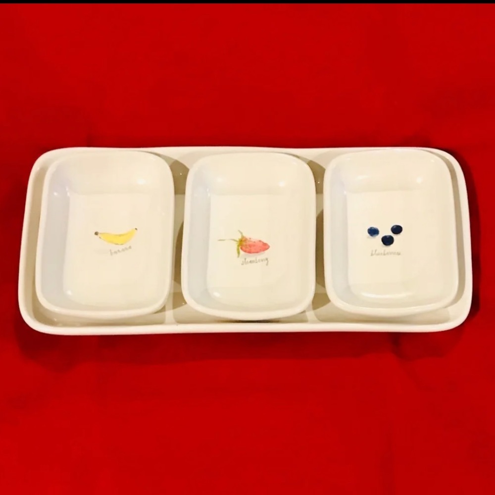 Rae Dunn Tray With 3 Dishes ( Fruit )